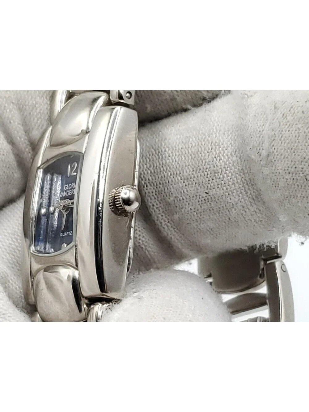 Gloria Vanderbilt Quartz Watch Women New Battery Blue Dial Silver Tone 18mm